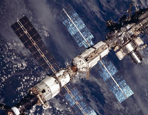 未来空间站：与宇宙共舞