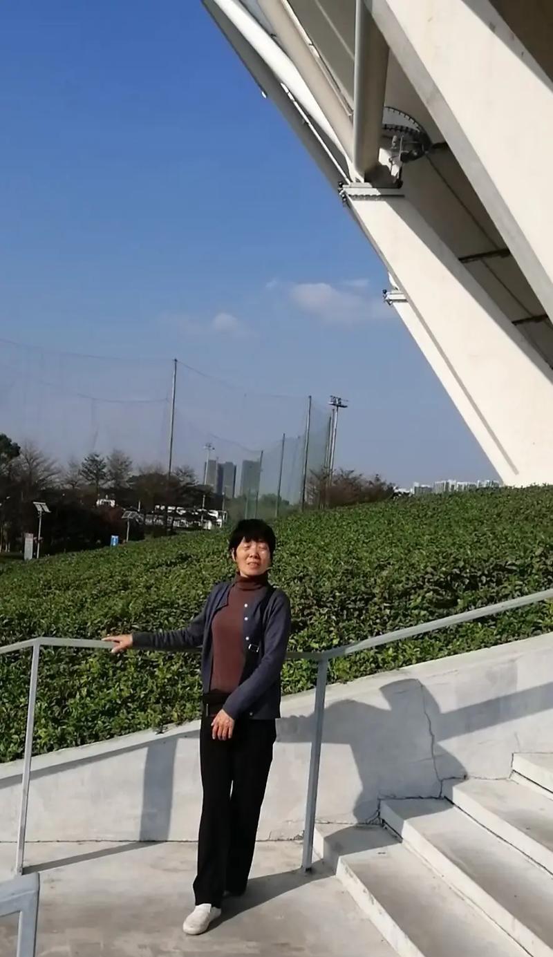 牵挂，如影随形（父女间的爱与坚持）