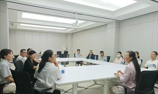 一场关于帮助的故事（伸出你的双手，让残疾人感受到温暖）