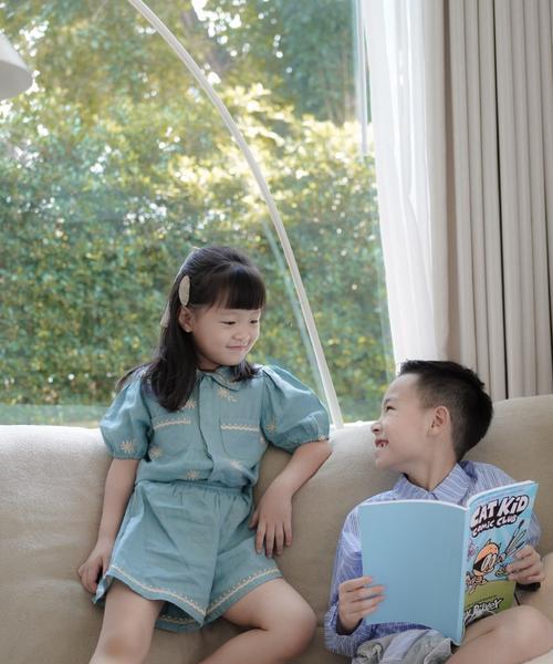 同学变朋友（从课桌旁到心灵伴侣的故事）