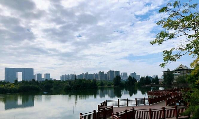 岁月如海，友情如歌——一段永不磨灭的友谊（一场梦想，一群志同道合的伙伴，一段难忘的回忆）