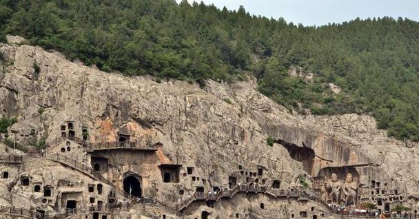TheLegendofLongmenGrottoes（TheLegacyofanAncientChineseCivilization）