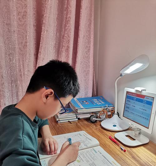 我的丰富多彩的假期（梦想成真的旅程）
